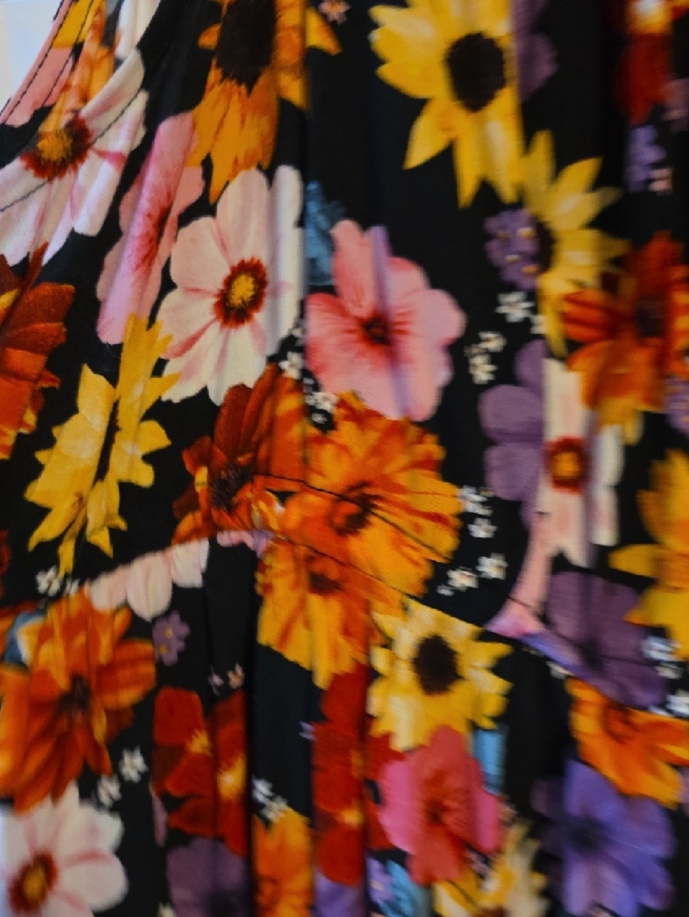torrid Black Floral Sleeveless Tunic with Crisscross Back - Picture 4 of 6